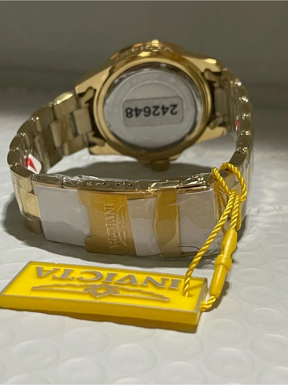 Invicta Pro Diver House of Cards Men's Watch - 40mm. Gold NEW
